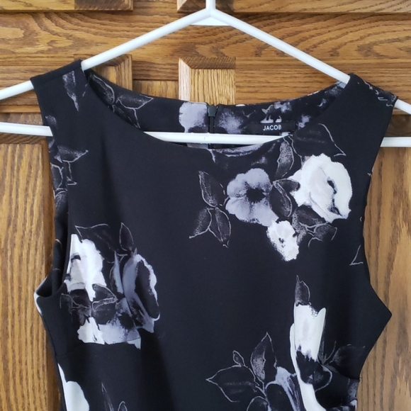 Floral dress - Picture 5 of 5